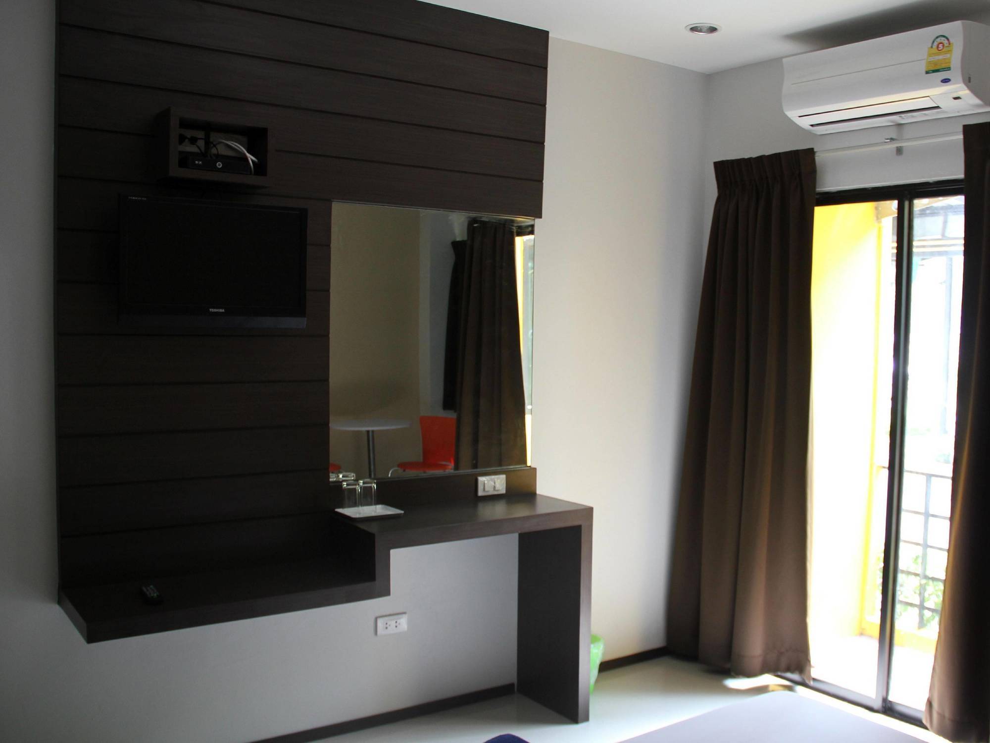 Paradise Resort Ban Nong Pla Lai Екстер'єр фото