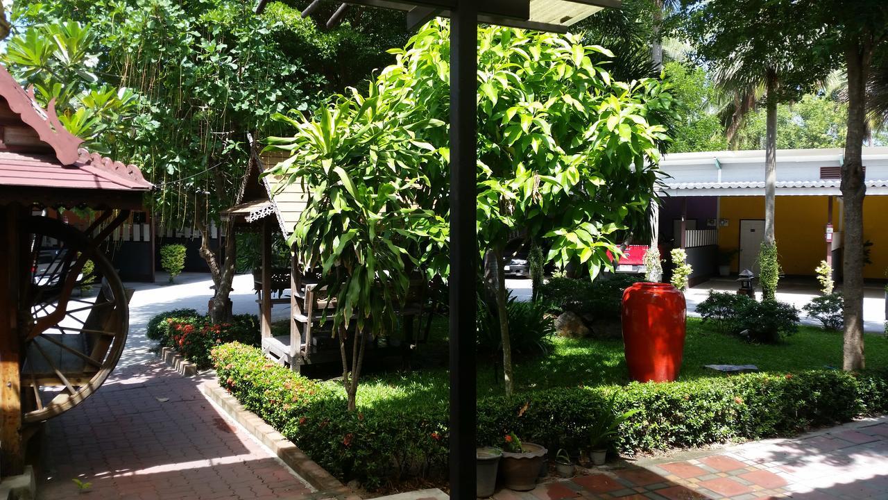 Paradise Resort Ban Nong Pla Lai Екстер'єр фото