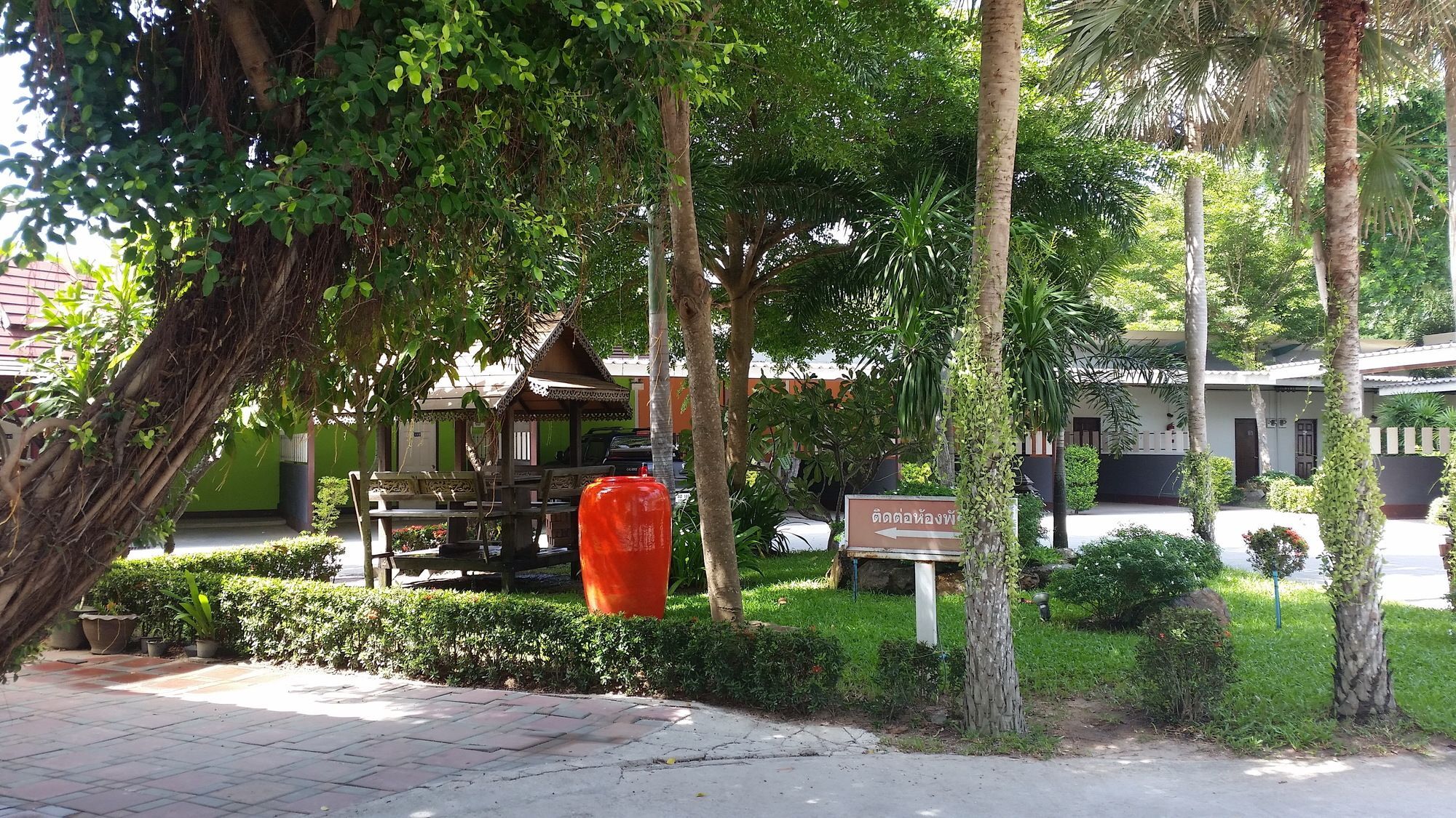 Paradise Resort Ban Nong Pla Lai Екстер'єр фото
